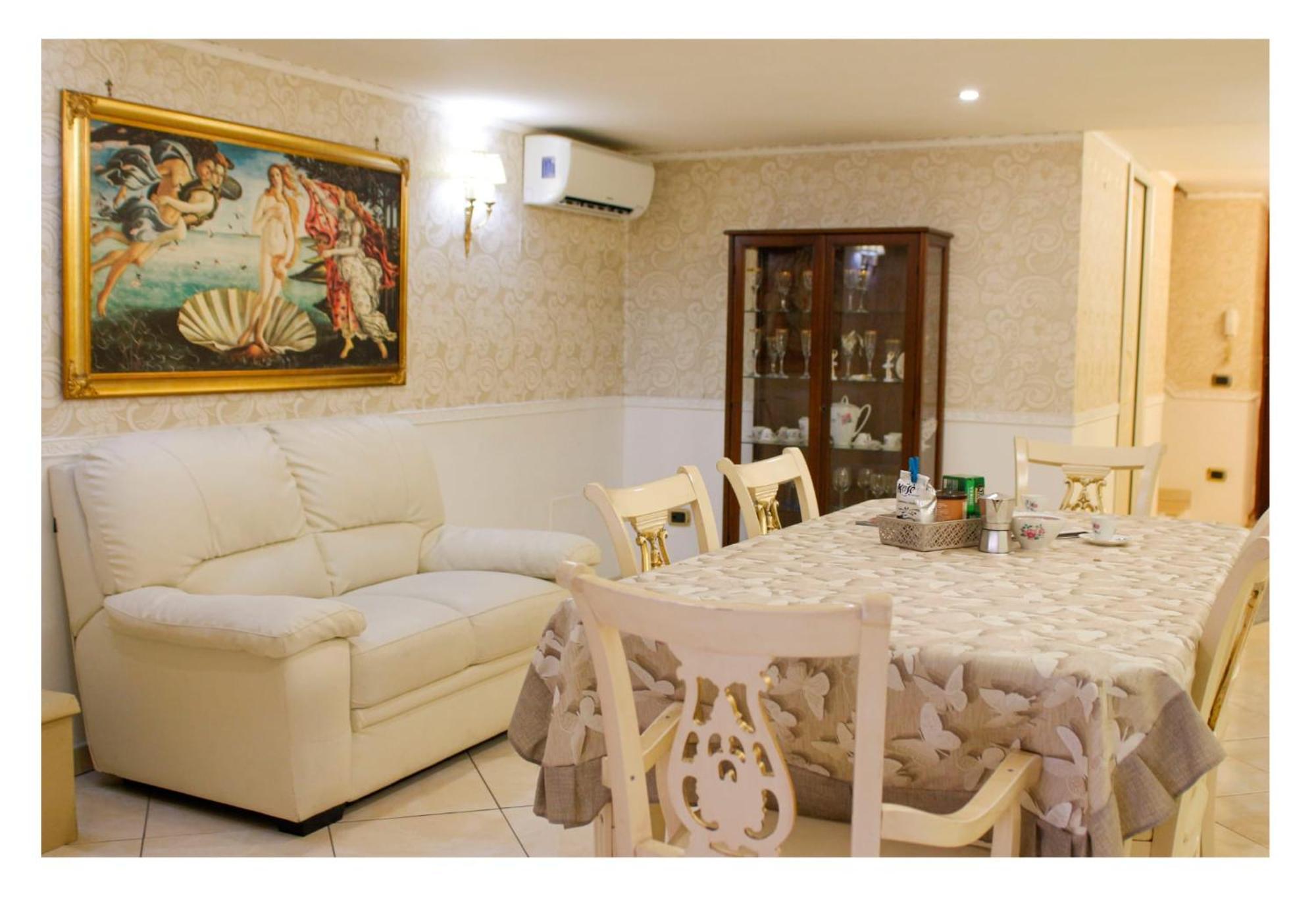 Lux & Comfort Appartement Naples